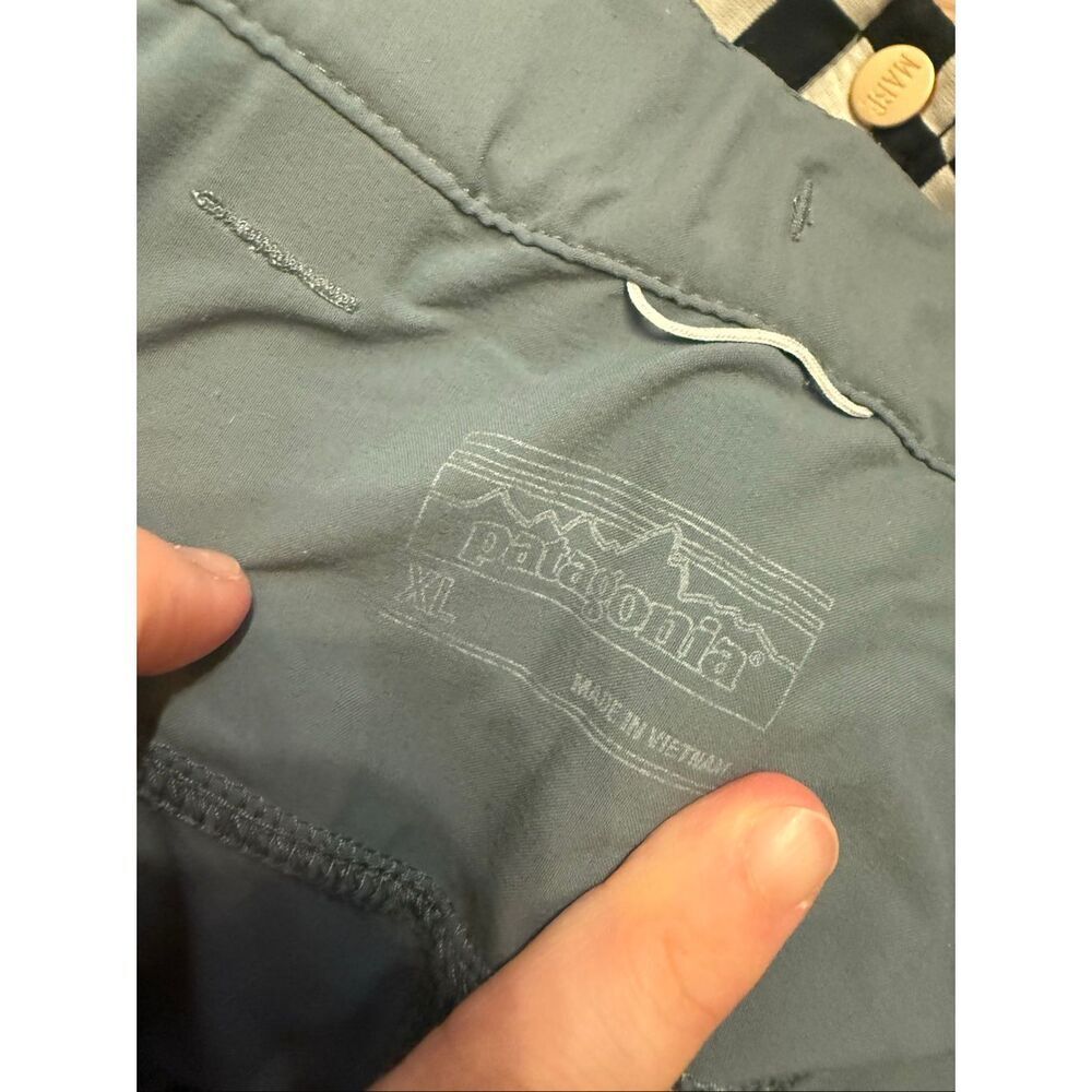 Patagonia Gray Yellow Flat Front Dirt Craft Bike Athletic Cycling Shorts Size XL - Picture 4 of 6